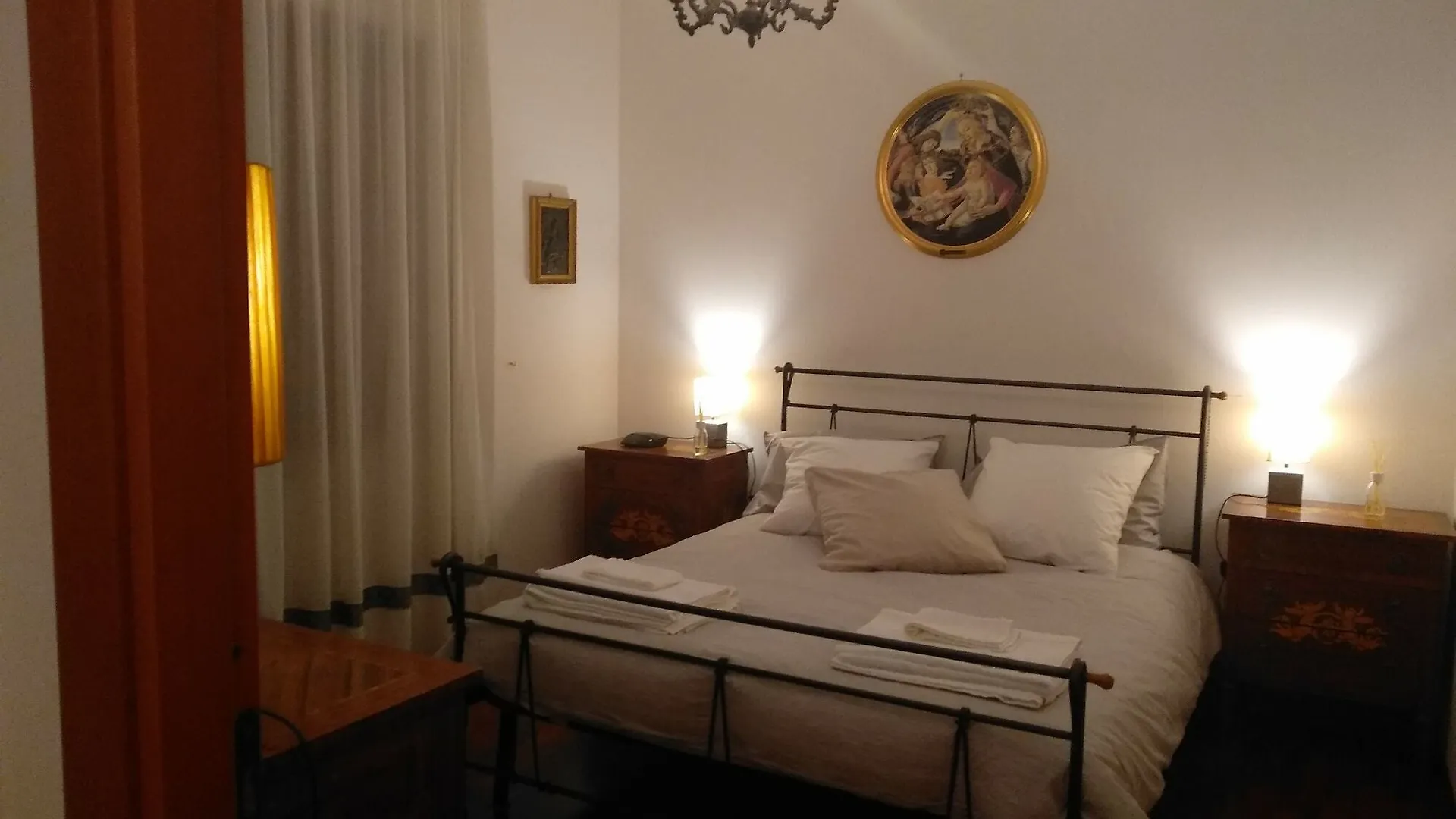 B&B Da Vito A San Martino 나폴리