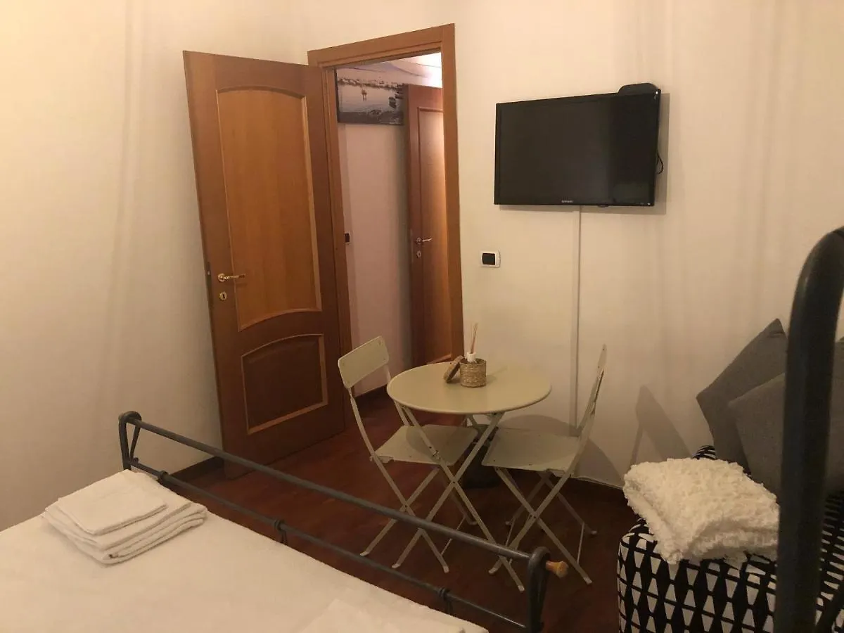 B&B Da Vito A San Martino 나폴리